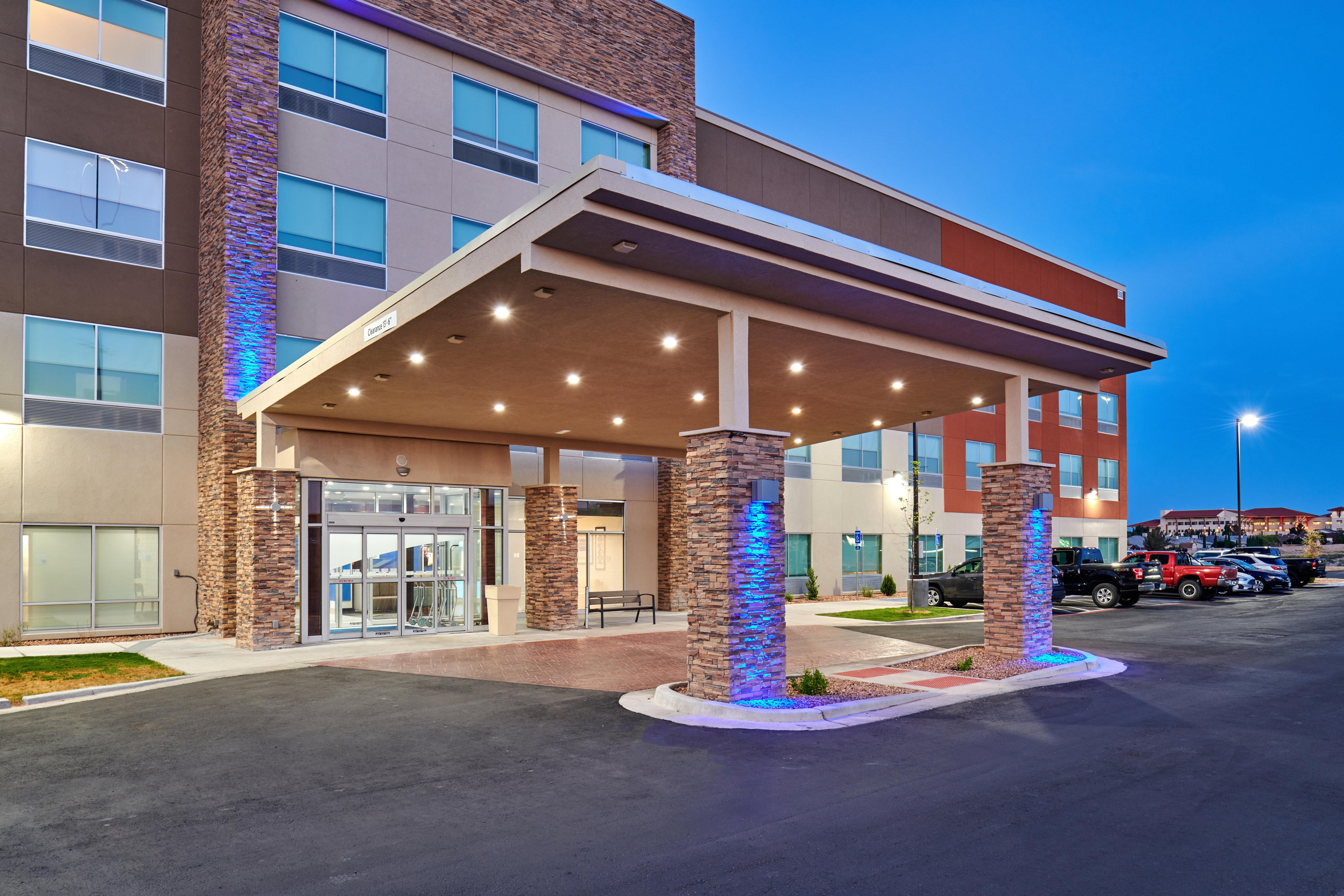 Holiday Inn Express & Suites El Paso East-Loop 375 By Ihg Exteriör bild