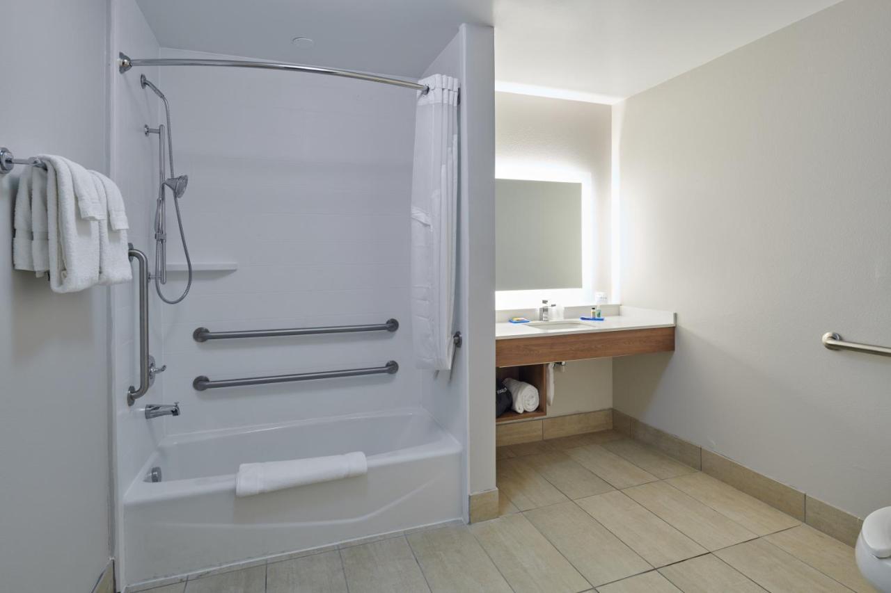 Holiday Inn Express & Suites El Paso East-Loop 375 By Ihg Exteriör bild